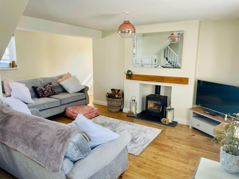 Entire 2 Bed Cottage - Llangwm Llangwm  Bagian luar foto